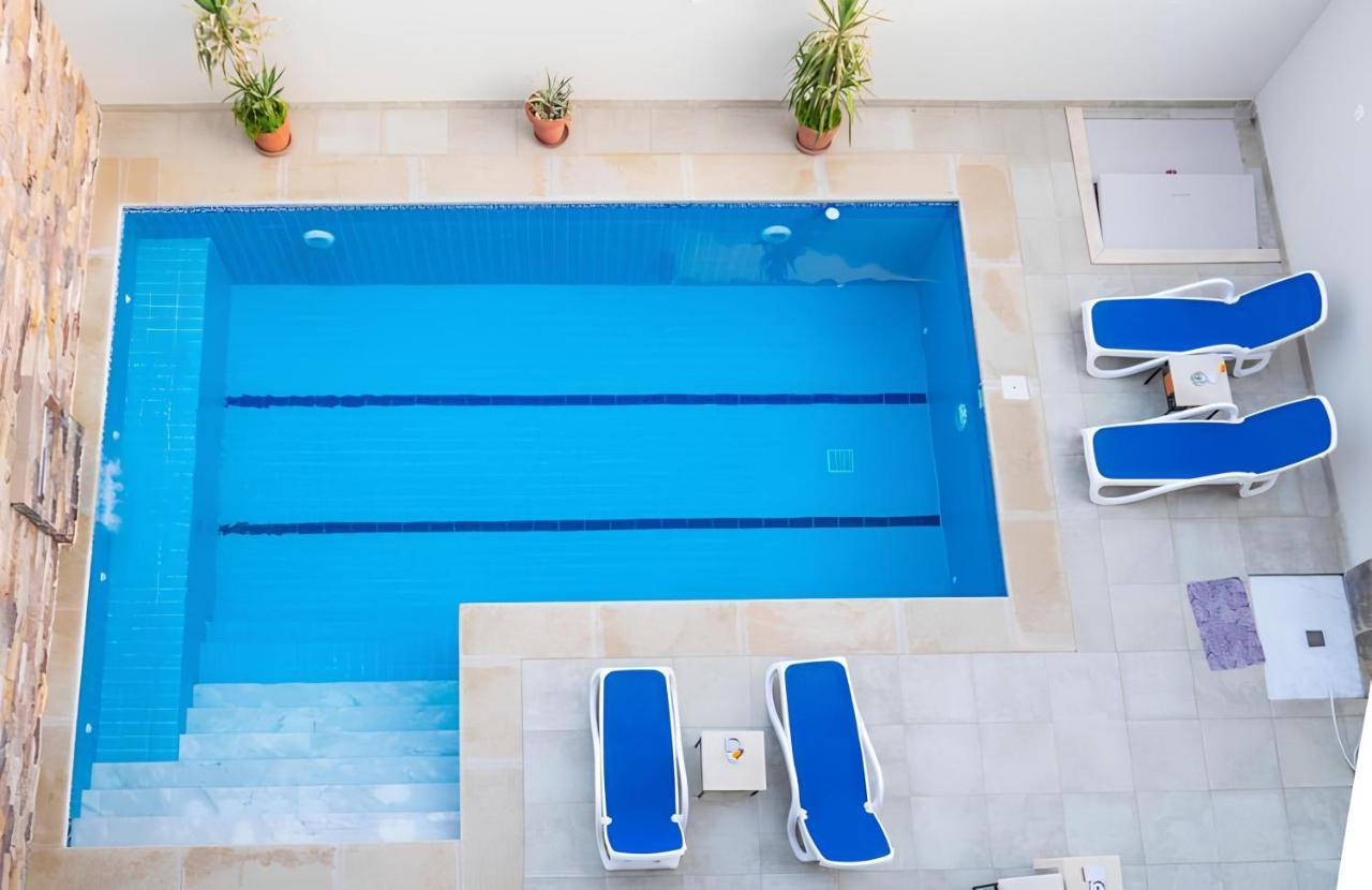 Royal Pool View Apartment Luxor