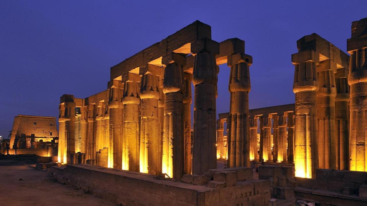 Royal Pool View Luxor